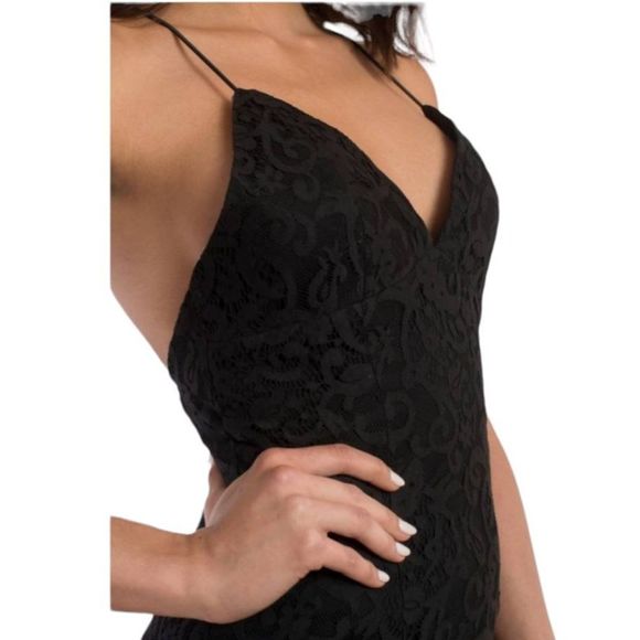 NWT Tobi Deep Plunge Black Dress Large - Picture 5 of 15